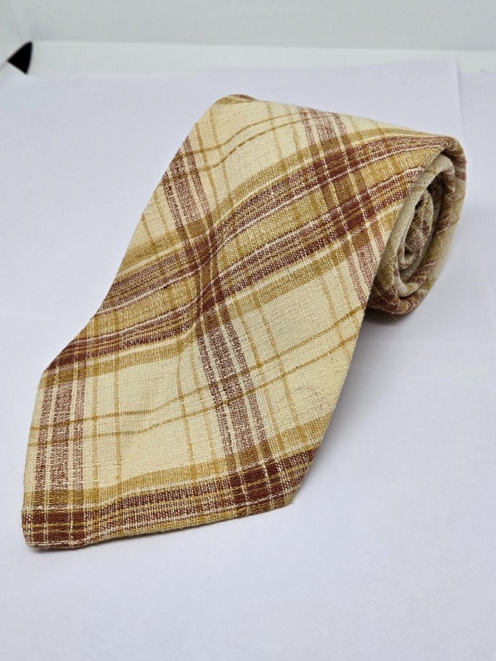 Vintage Kipper Polyester Cotton Blend Plaid Mens Tie, Creme, Burgundy RN 20170